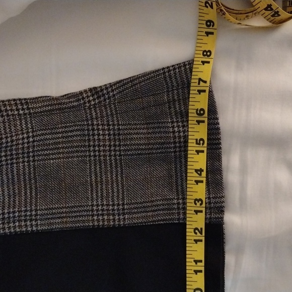 Tibi **NWT** Chester Checked Wool Corset. Size 12. - Picture 10 of 10